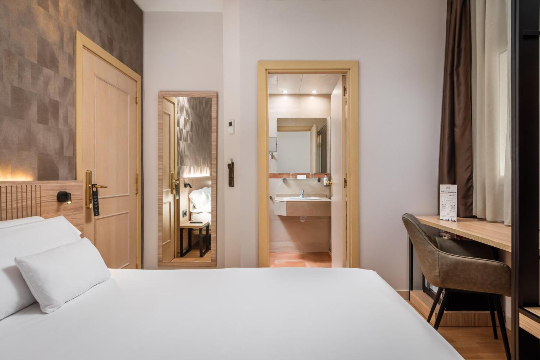 Sunotel Central Barcelona Exterior photo