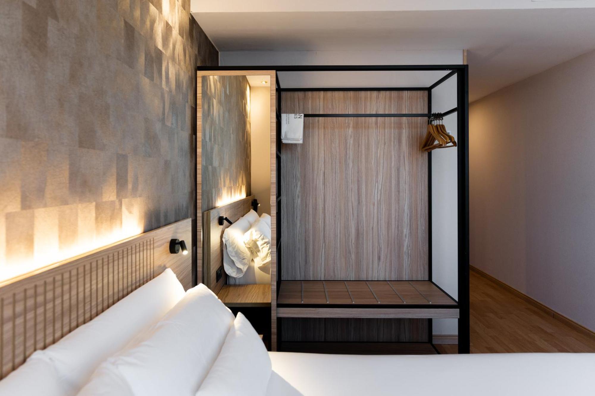 Sunotel Central Barcelona Exterior photo